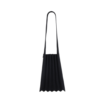 PLEATSMAMA Light Shoulder Bag Black