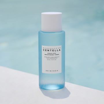 SKIN1004 Hyalu-Cica Brightening Toner積雪草玻尿酸/透明質酸亮白爽膚水210ml 